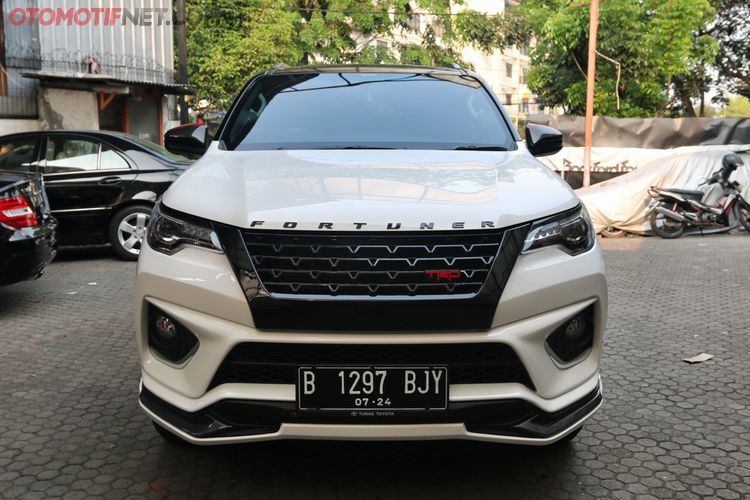 Toyota Fortuner Ketempelan Body Kit Mahal Sentuhan Trd Thailand Rp 44 Juta Semua Halaman Gridoto Com