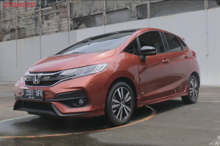 Honda Jazz Kredit, DP Rp 100 Juta Dengan Tenor Tiga Tahun ...