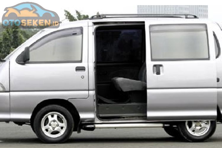Nostalgia Daihatsu Zebra Espass Minibus Yang Punya Bentuk Aerodinamis Gridoto Com