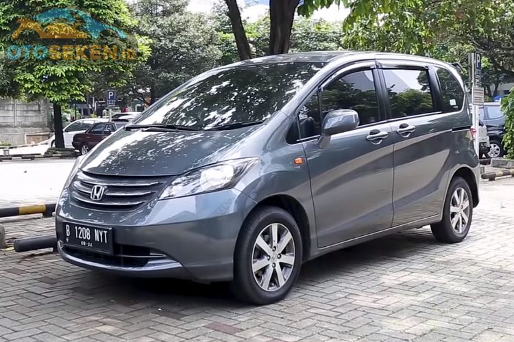 Daftar Harga Honda Freed 2010 Februari 2021 Tipe E dan S Beda Rp