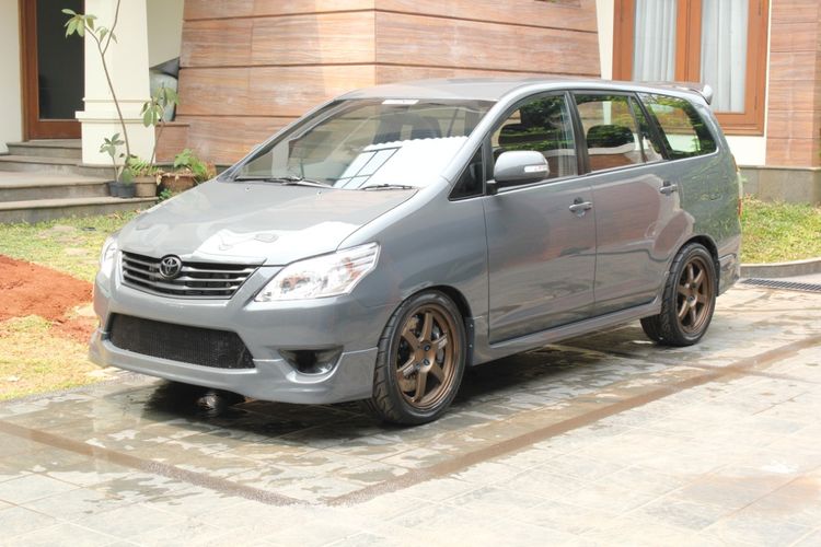 Eksterior Innova Ini Dibikin Jadi Lebih Muda Apa Saja Yang Diganti Gridoto Com