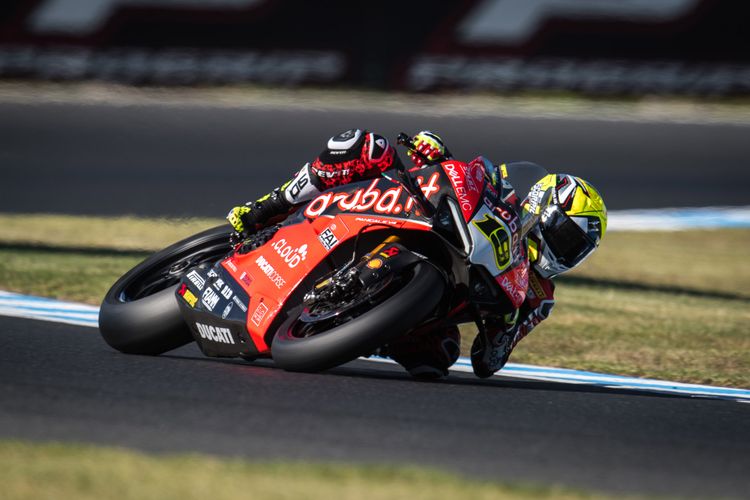 Спортбайки WSBK Honda MORIWAKI