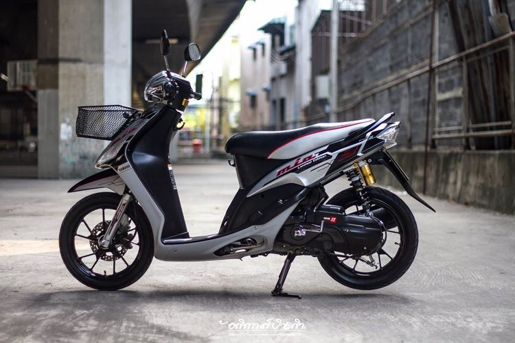 Meski Tua Yamaha Mio Generasi Pertama Ini Ngotot Tampil Stylish Gridoto Com