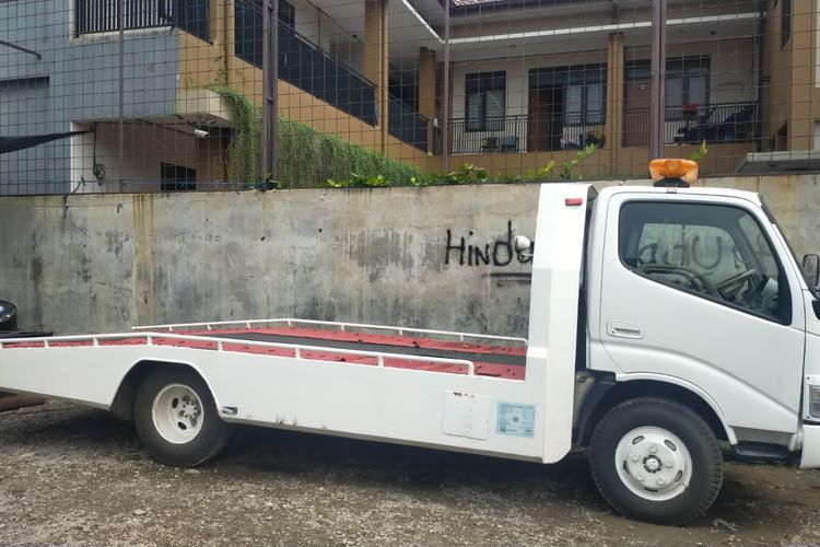 Butuh Truk Bekas Derek Gendong Ada Truk Mercy Hino Dan Toyota Dyna Gridoto Com