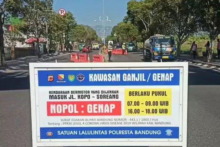 Ganjil Genap Diberlakukan Di Bandung Warga Kelimpungan Polisi Malah Kasih Saran Lewat Jalan Tikus Gridoto Com