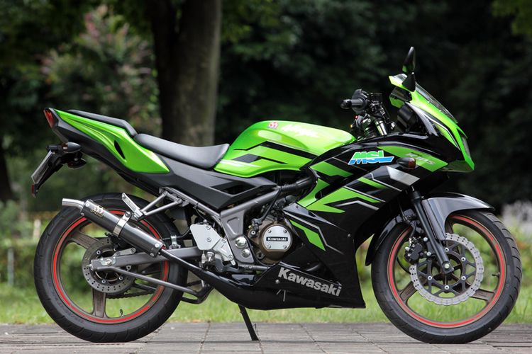 Cari Motor 2 Tak Kawasaki Ninja Rr Bekas Tahun 2013 Lagi Di Kisaran Rp 22 Jutaan Cicilannya Mulai Rp 700 Ribuan Gridoto Com