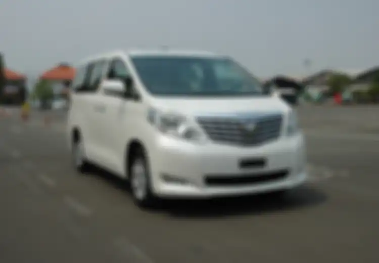 Segini Harga Mobil Bekas Toyota Alphard 2008-2009 Tiga Hari Jelang Lebaran