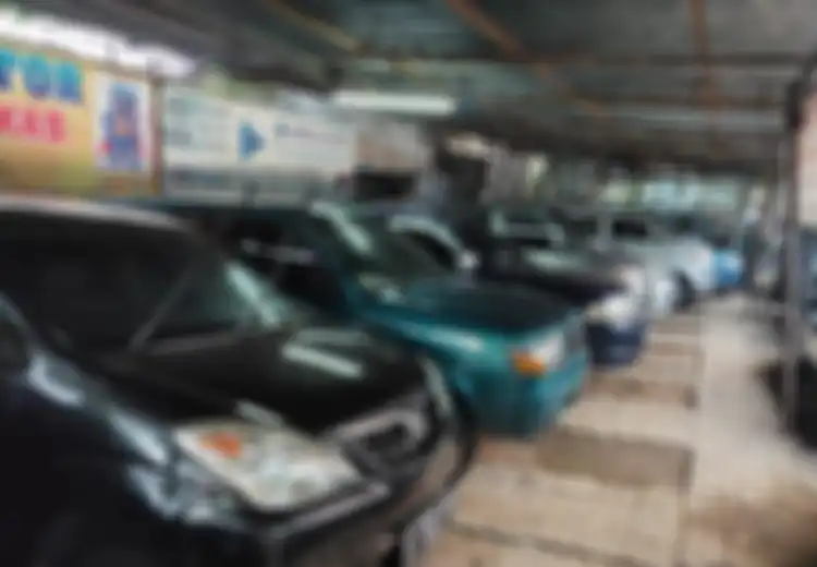 Minat Beli Mobil Bekas Tahun 1990-an? Ini Tips Agar Dompet Tidak Boncos