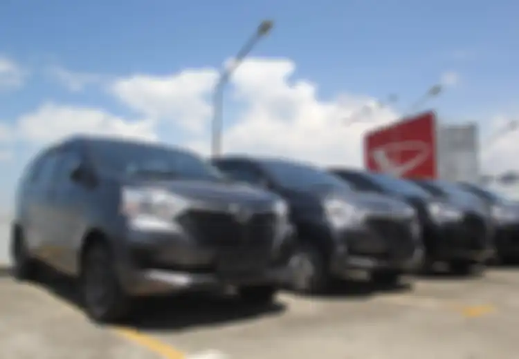 Jelang Lebaran Haji, Harga Mobil Bekas Daihatsu Xenia 2016 dibanderol Segini