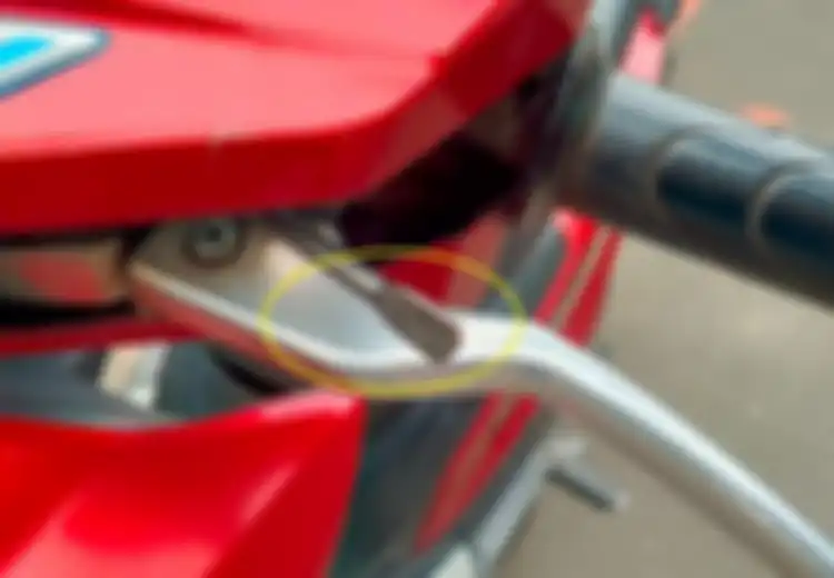 Belum Banyak yang Tahu, Tuas Kecil di Handel Rem Motor Matic, Punya Fungsi Penting