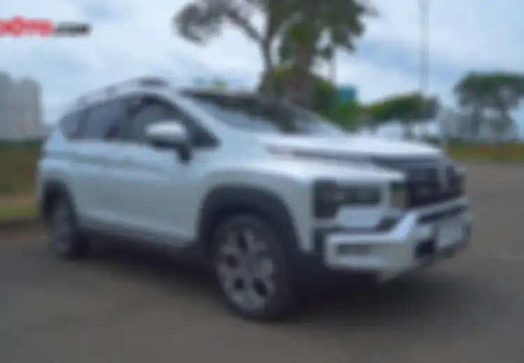 Dimanja Diskon Akhir Tahun, Harga Mitsubishi Xpander Cross Jadi Segini