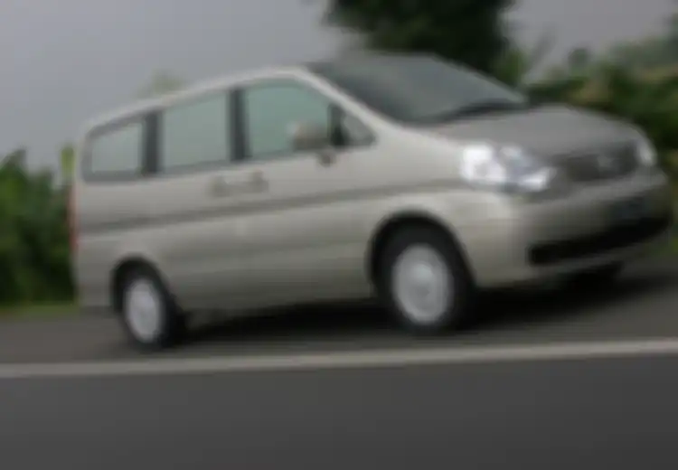 Cocok Untuk Keluarga Nissan Serena C24 Bekas Harga Tinggal Segini