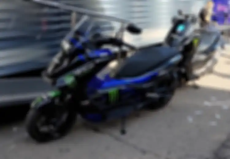 Sudah Jadi Motor Operasional di MotoGP, Kapan Motor Listrik Yamaha E01 Dijual di Indonesia?
