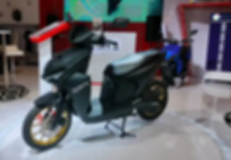 Gesits Kenalkan Motor Listrik Baru di IIMS 2024, Fitur Lebih Lengkap