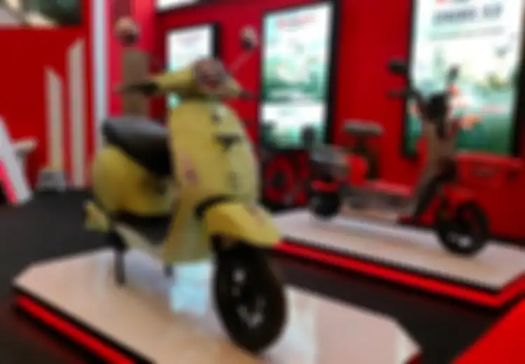 Motor Listrik Pacific Cuma Rp 9 Jutaan di IIMS 2024, Begini Speknya
