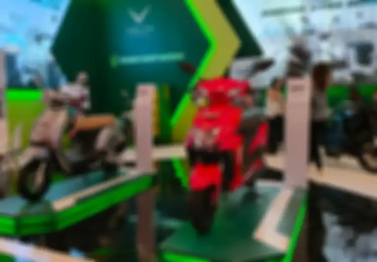 Beli Motor Listrik Volta di IIMS 2024 Gratis Baterai Tambahan
