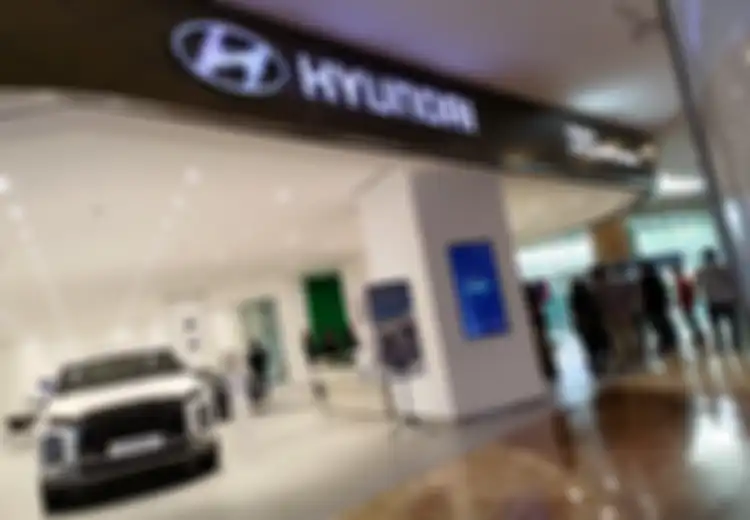 Lagi Tren Buka Dealer Mobil di Dalam Mall, Memang Apa Untungnya?