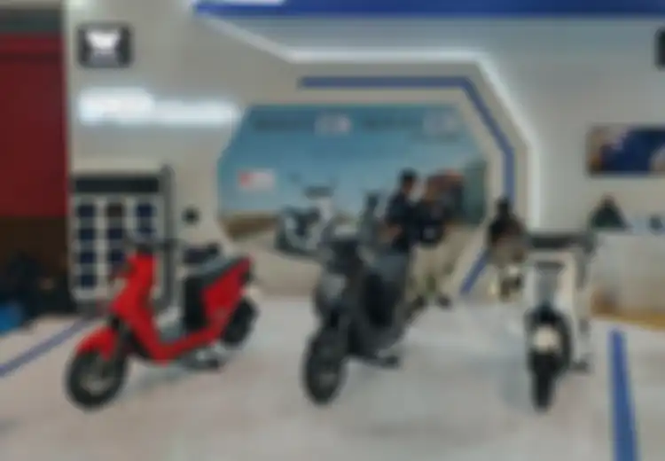 Pembeli Motor Listrik Honda EM1 e: Ternyata Ogah Beli Kredit