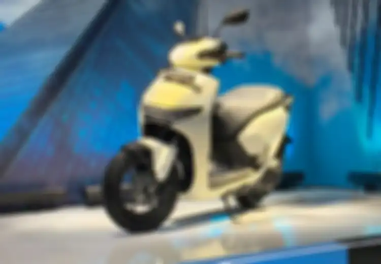 Punya Jarak Tempuh Sampai 80 Km, Begini Fitur dan Spek Motor Listrik Honda CUV e: