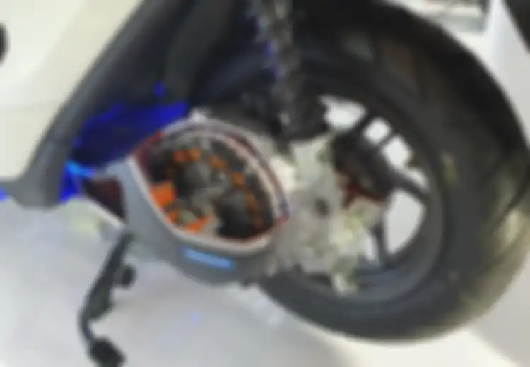 Akhirnya Dibongkar Ahli, Ini Alasan Motor Listrik Butuh Ban Khusus