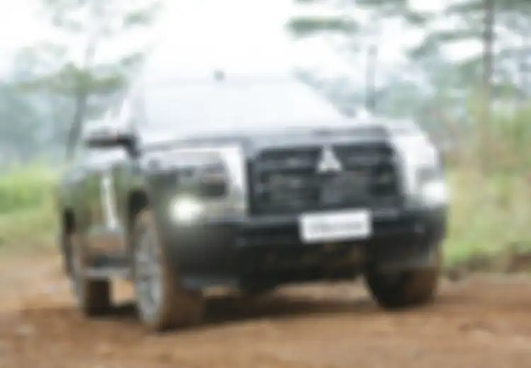 Karena Hal Ini Mitsubishi All New Triton Jadi Mobil Tangguh di Perkebunan dan Pertambangan