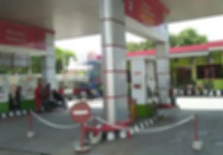 Bahlil Ungkap Biang Kerok Stok Pertalite Turun, Bukan Karena Langka Tapi Ini