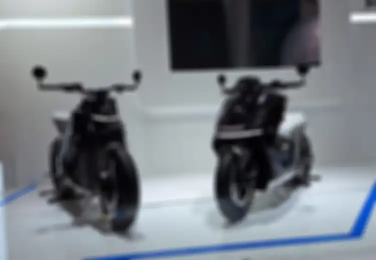Honda Kenalkan Dua Motor Listrik Baru di IIMS 2025, Tampilan Sporty