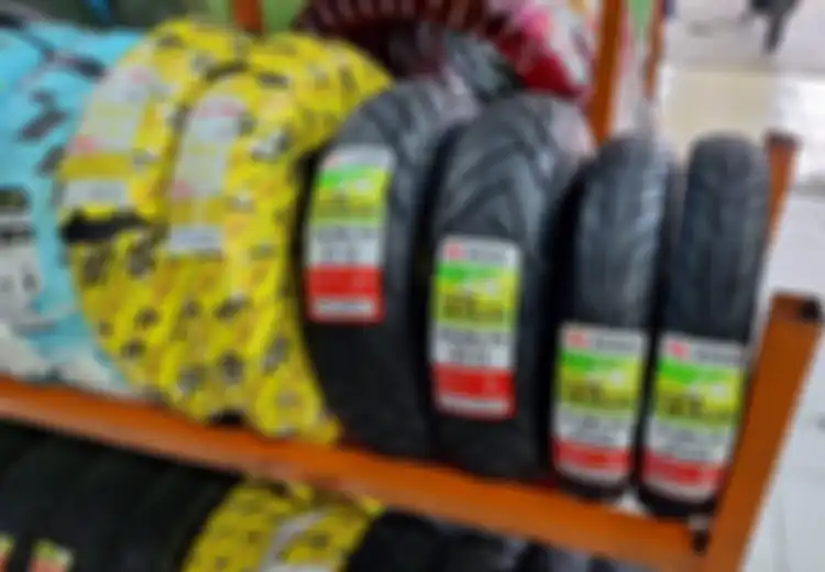 Mulai Banyak Dijual di Toko, Ini Pilihan Ban Buat Motor Listrik