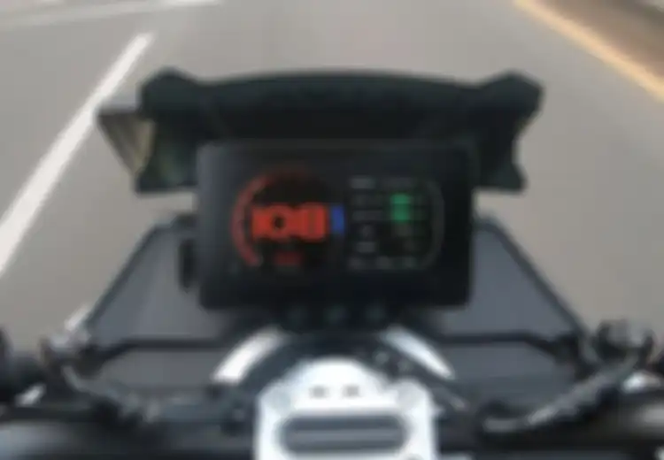 Tekan Tombol Biru, Akselerasi Motor Listrik Ini Kalahkan Vario 125, Kencang!