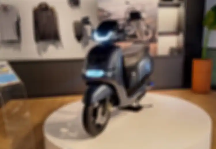 Sudah Bisa Dipesan, TVS iQube S 2025 Baru Dikirim ke Konsumen di Bulan Ini
