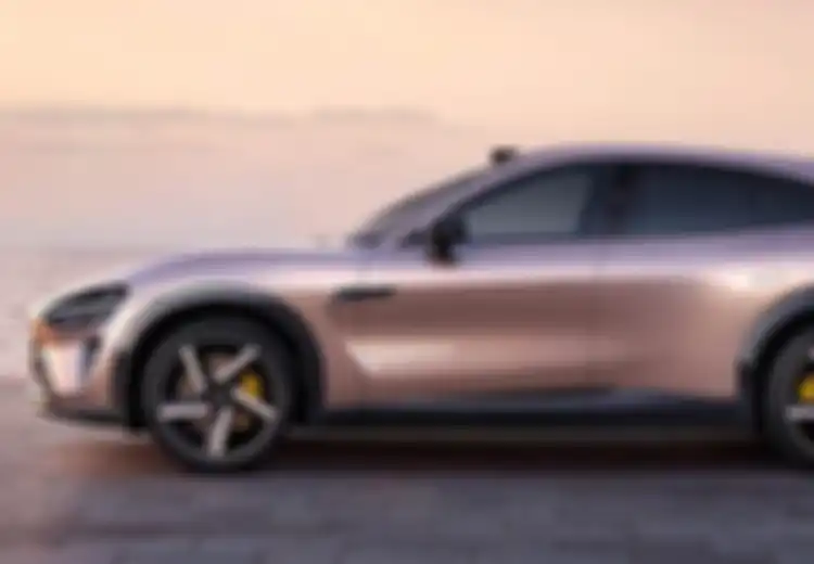 Tesla Model Y Ketar-ketir, 200 Ribu Xiaomi YU7 Terjual Hanya Dalam 3 Menit