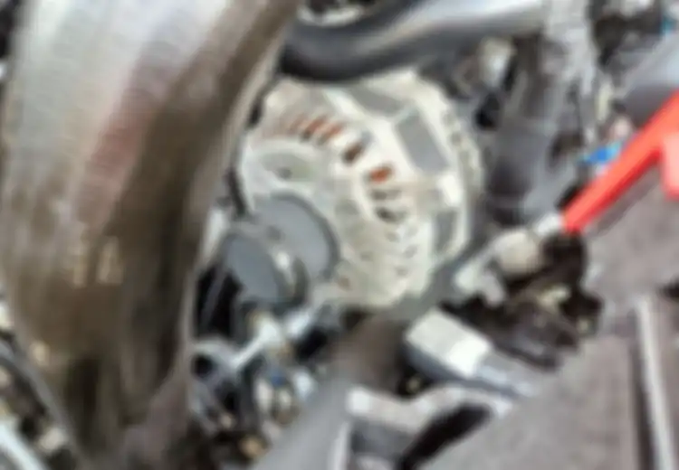 Bukan Cuma Faktor Usia, Kebiasaan Ini Bikin Alternator Mobil Bekas Cepat Jebol