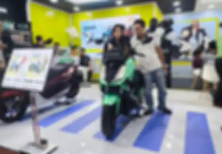 Jangan Lewat, Motor Listrik Alva Diskon Rp 7 Juta Selama GIIAS 2025