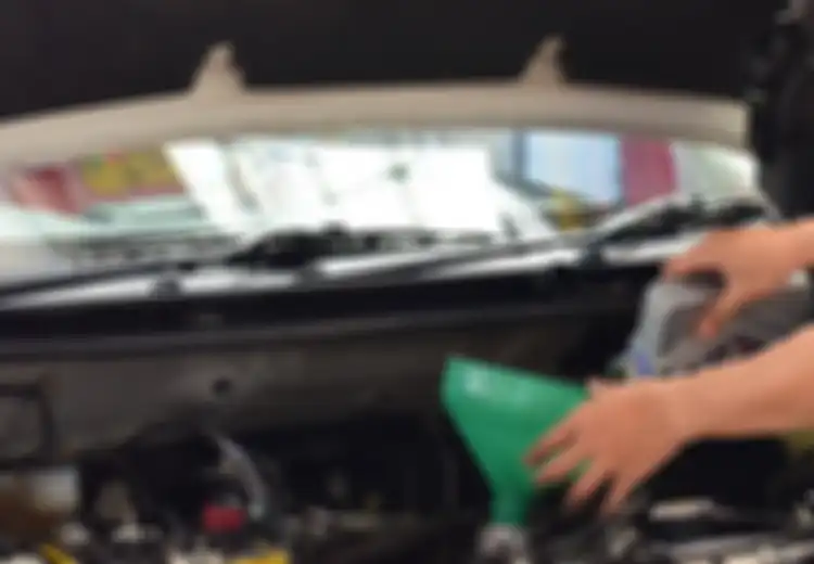 Segini Biaya Yang Harus Dikeluarkan Saat Ganti Oli Mobil Bekas Matik Di Bengkel Umum