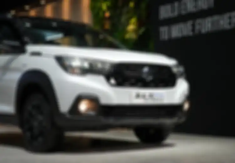 Daftar Harga Suzuki XL7 Alpha Kuro, Dapat Sembilan Penyempurnaan