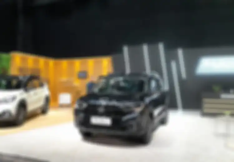 Suzuki Tambah 'Kuro' di New XL7 Alpha, Ternyata Ini Maknanya