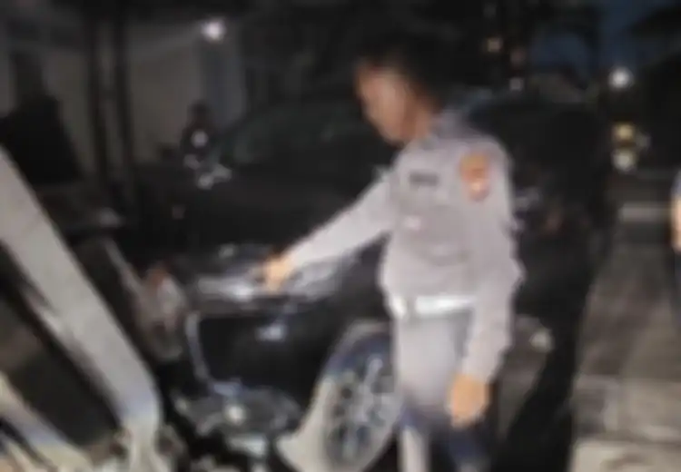 Pajero Sport Ngamuk Membabi-buta di Bawah Kendali Remaja 15 Tahun, Dua Rumah Warga Ciputat Hancur