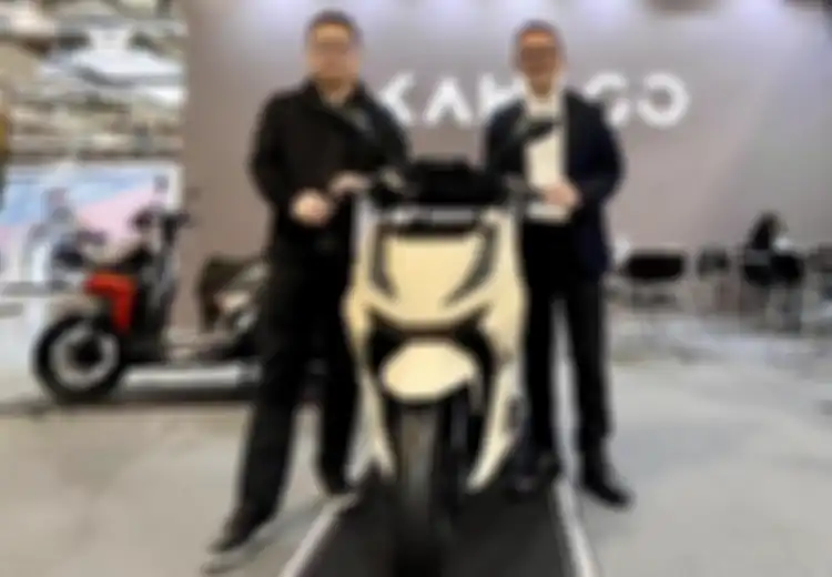 Motor Listrik ALVA N3 Tampil di EICMA 2025, Gandeng Kawago untuk Perluas Pasar Global