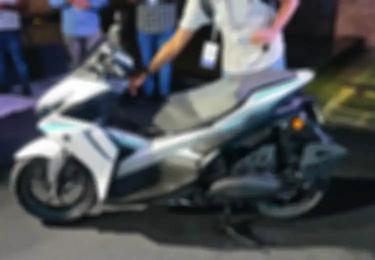 Yamaha Luncurkan Aerox Versi Listrik, Torsi Meledak Jarak Tempuh Tembus 100 Km Up