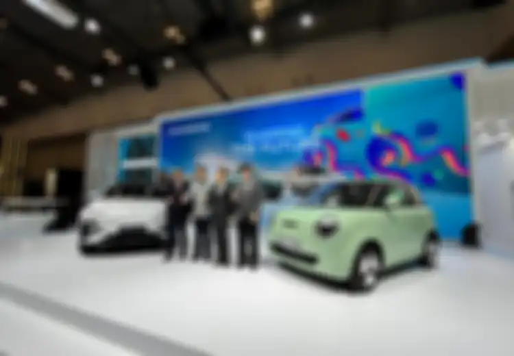 Mungil dan Asyik, Kita Adu Tenaga Changan Lumin VS Wuling Air ev