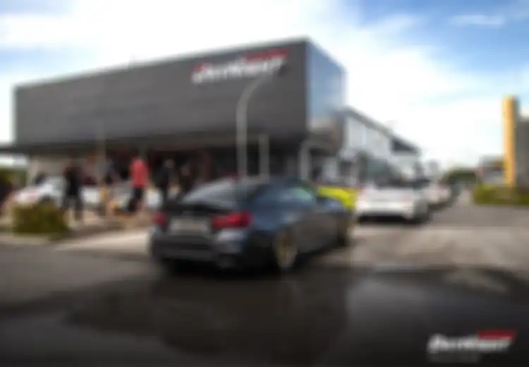 Bukan Car Wash Biasa, Day Night Garage Hadirkan Konsep Hangout Kekinian di PIK 2