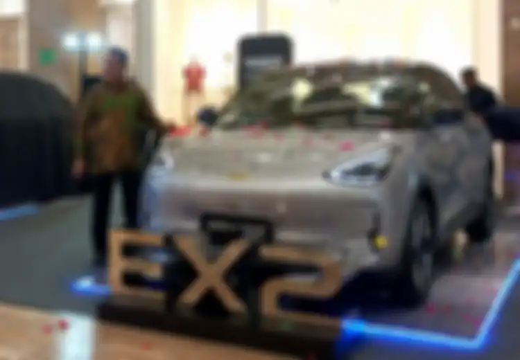 Mau EV atau Hybrid? Geely X2 dan Starray EM-i Mengaspal Bareng di Yogyakarta, Intip Spek dan Harganya