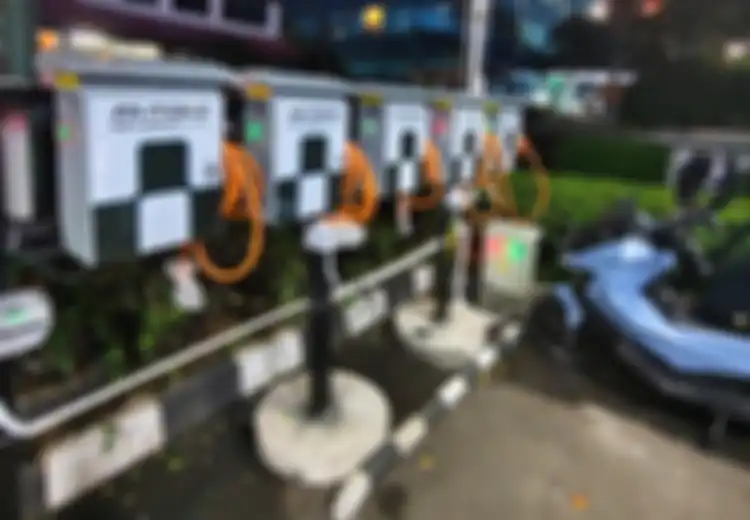 Lebih Gampang Dicari, Fast Charging Maka Motors Terpasang di Masjid sampai Warteg