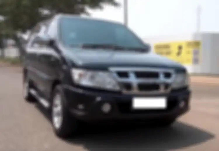 Update Harga Isuzu Panther di Marketplace Bikin Kaget, Tercium Aroma Sangit