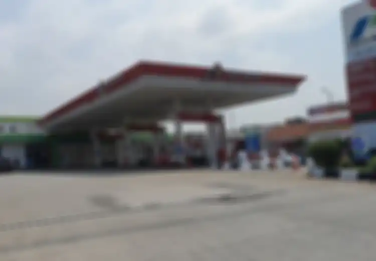 Isu BBM Tinggal 20 Hari Bikin Heboh, SPBU di Bekasi Masih Aman, Ada yang Tutup Tapi Cuma Perbaikan
