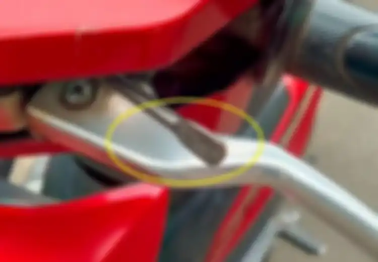 Mau Beli Motor Bekas Honda BeAT? Wajib Tahu Fungsi Tuas Kecil Dekat Handel Rem
