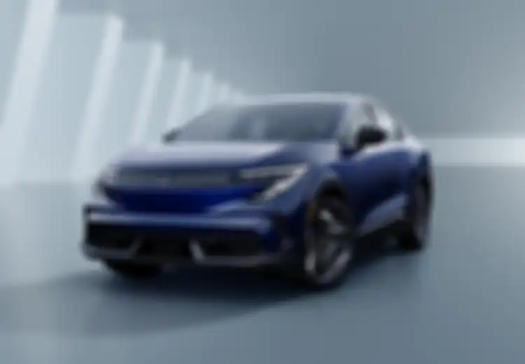 Mitsubishi Eclipse Sportback EV, Versi Terkeren Nissan Leaf Terbaru
