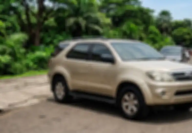 Jelang Kemerdekaan, Banderol Mobil Bekas Toyota Fortuner 2007 Tinggal Segini