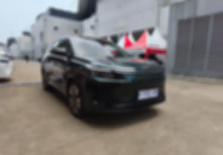 Spesifikasi DFSK E5 Plus, SUV 7 Seater dengan Teknologi PHEV