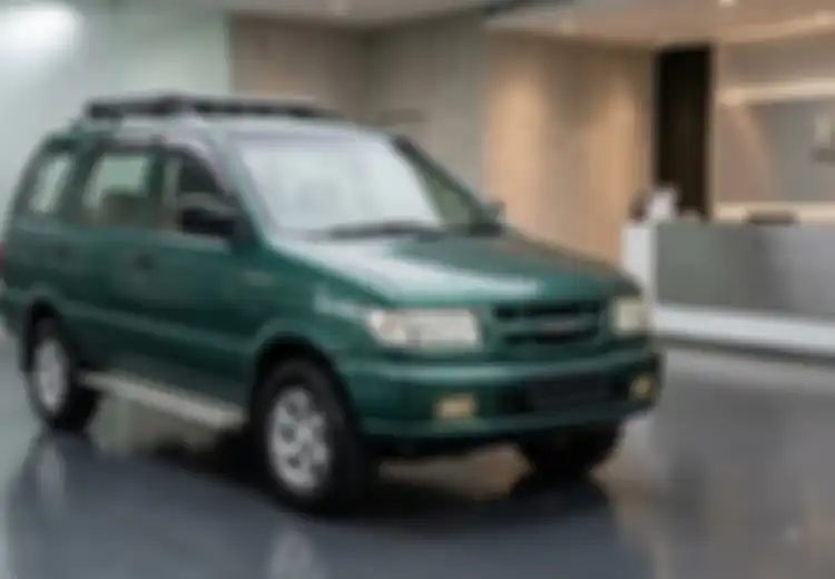 Jelang 17 Agustus Harga Mobil Bekas Isuzu Panther 2001 Dibanderol Cuma Segini